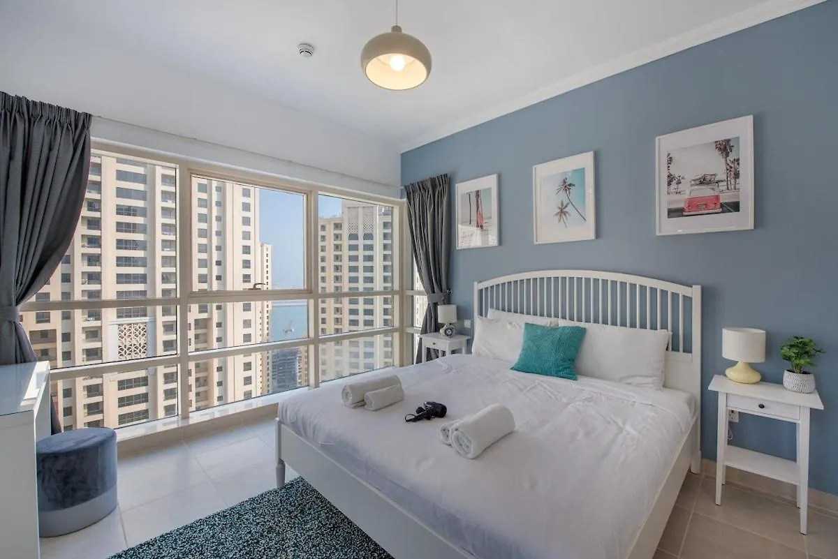 Amazing Cozy 1-Bedroom Apartment Perfect For 4 In Dubai Marina